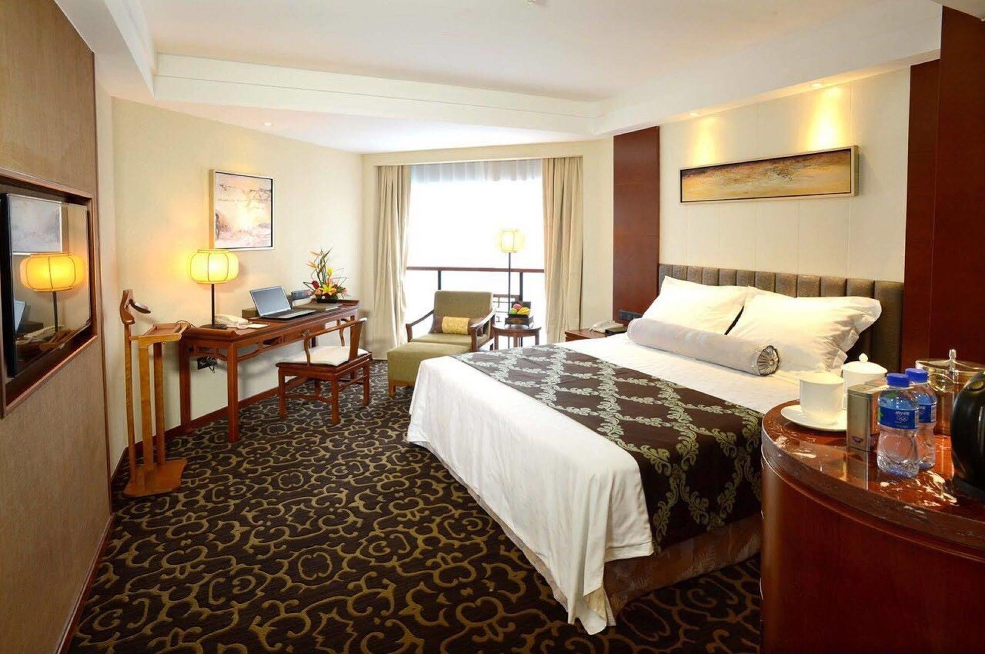 Xiyuan Hotel Пекин Екстериор снимка